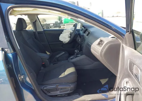 2015 Volkswagen Jetta 2.0L S из США, поврежденный, VIN 3VW2K7AJ0FM400615